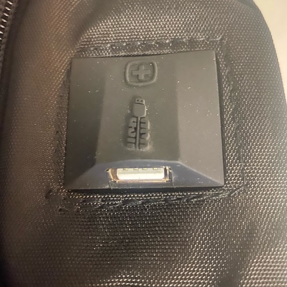 🔥Swiss+gears ult Backpack Nicest by Brand. New - Picture 4 of 16